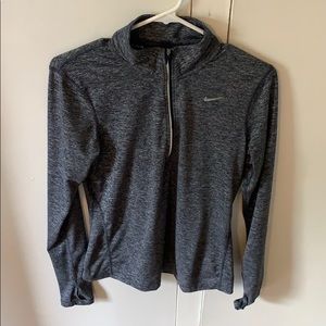 Nike dri fit pull over/half zip